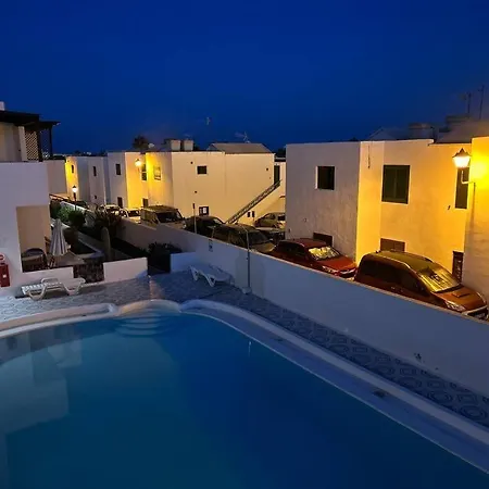 Moderno Cerca Al Mar Apartment Tias